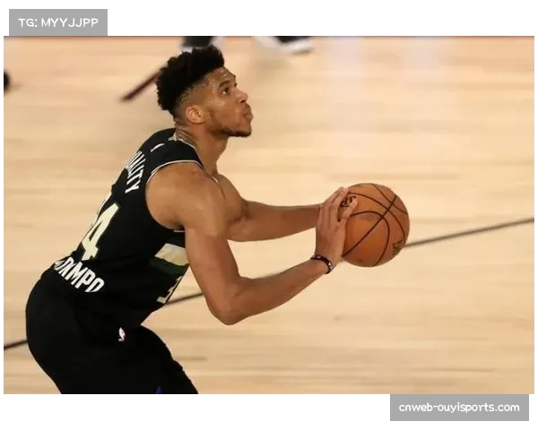 雪崩队后卫马卡尔因上身伤病缺席至少两周，季后赛首轮出战成疑